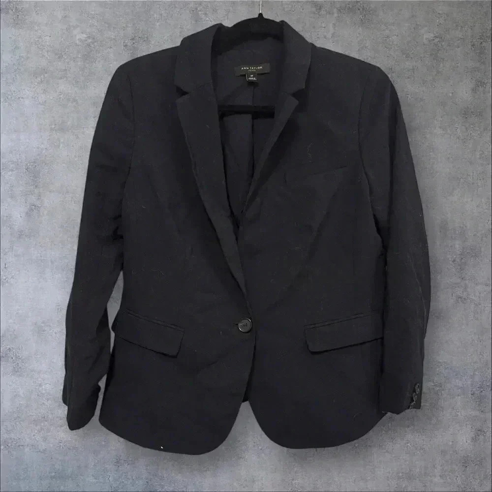 Ann Taylor blazer size 10p